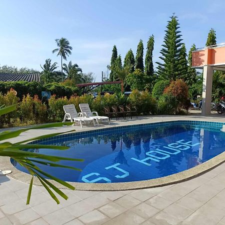 Sj House Hotel Aonang Ban Khlong Haeng Eksteriør billede