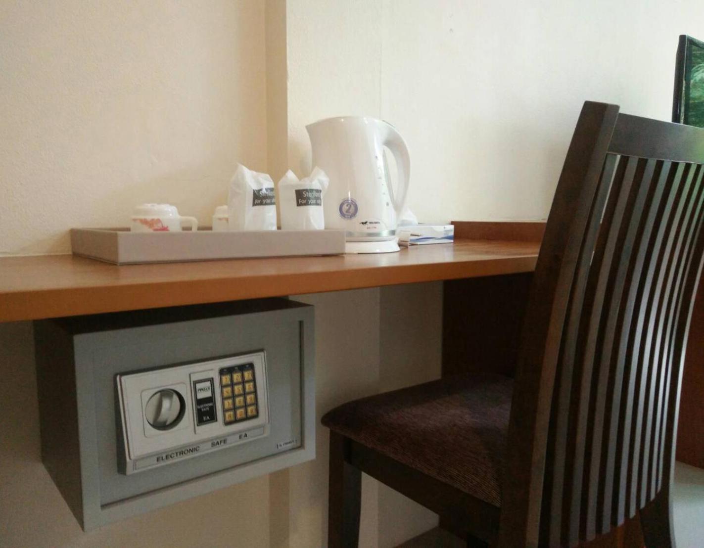 Sj House Hotel Aonang Ban Khlong Haeng Eksteriør billede