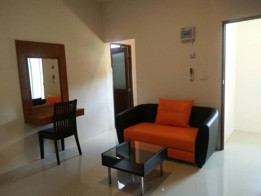 Sj House Hotel Aonang Ban Khlong Haeng Eksteriør billede