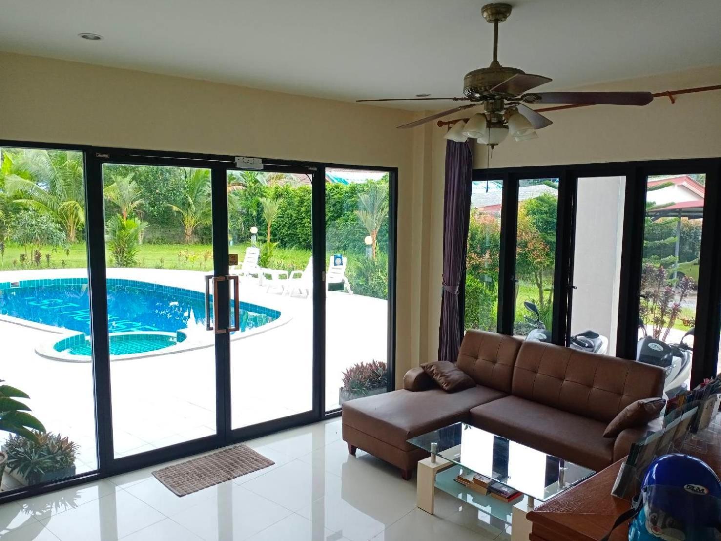 Sj House Hotel Aonang Ban Khlong Haeng Eksteriør billede